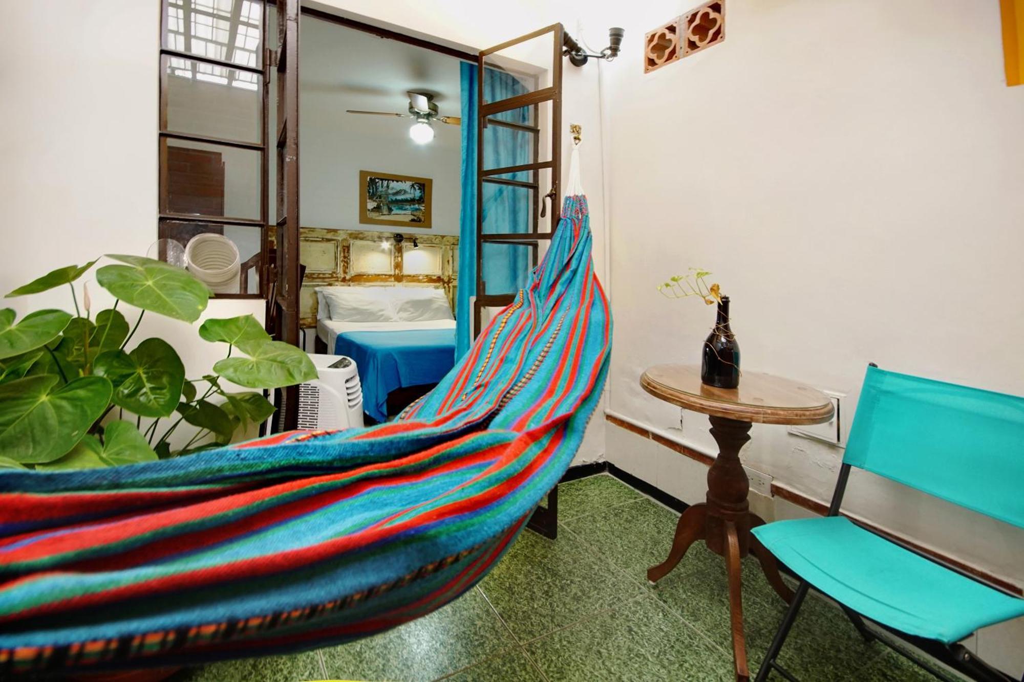 Ding-Dong Hostel Cali Exterior photo